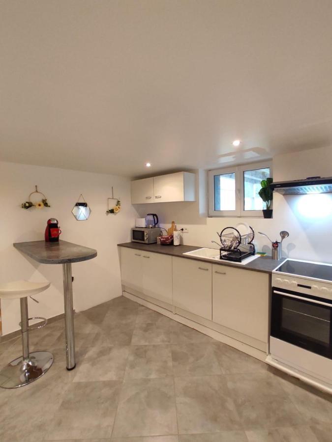 Appartement 100m2, indépendant dans notre maison avec petit déjeuner Garennes-sur-Eure Extérieur photo